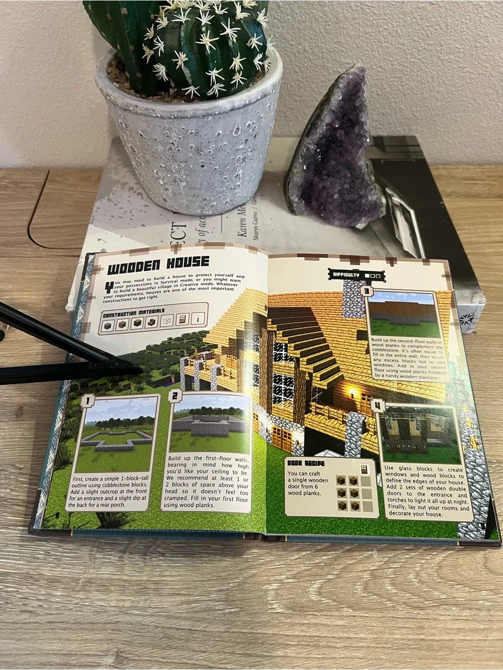 Minecraft Construction Handbook Hardcover 2014 Mojang Official Guide Book